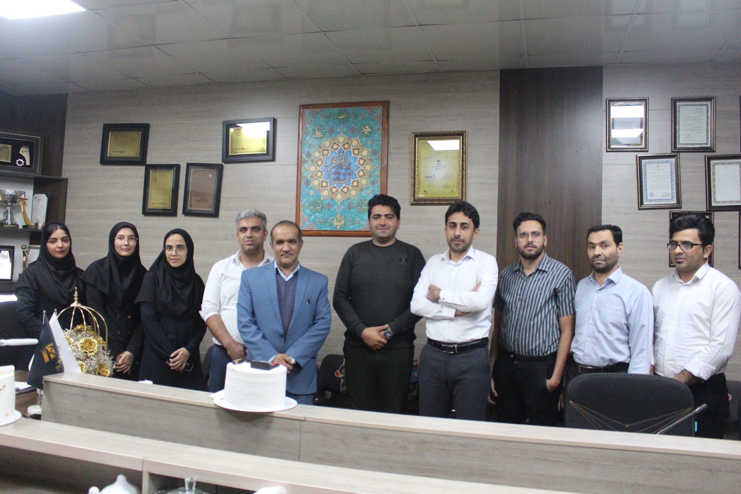 آیین گرامی‌داشت روز حسابدار در کارخانه کاشی امین میبد برگزار شد